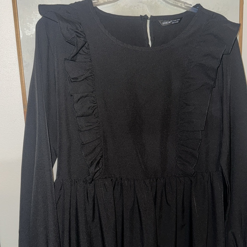 Black Midi Dress from SHEIN with Ruffled Accent and Side Zipper Size Large - Picture 4 of 10